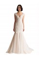 Avorio & Champagne Stile sirena Scollatura a V Sweep treno Tulle Abiti da sposa Basso Prezzo